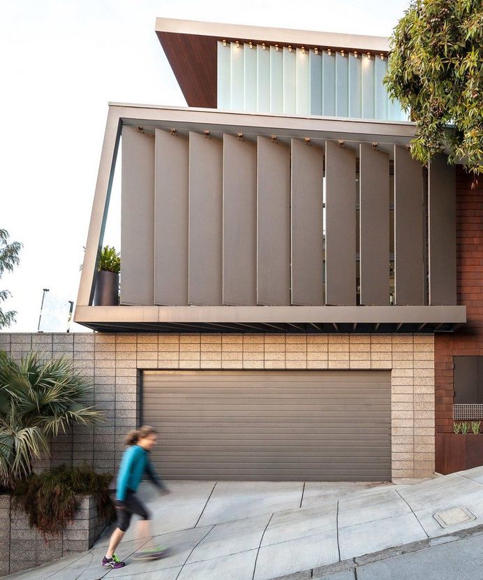 Schindler Residence Takes Full Advantage of the Incredible Site 1