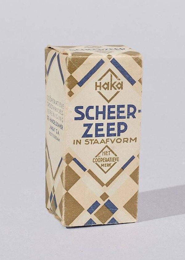 09_10_13_dutchpackage_8.jpg #packaging #design #graphic #vintage #dutch