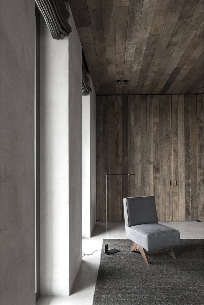 Concrete Penthouse in Antwerp by Vincent Van Duysen 11