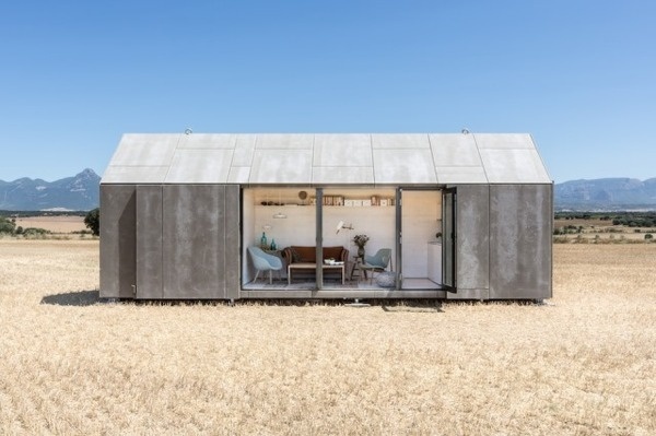 Portable home by ÁBATON #concrete #architecture