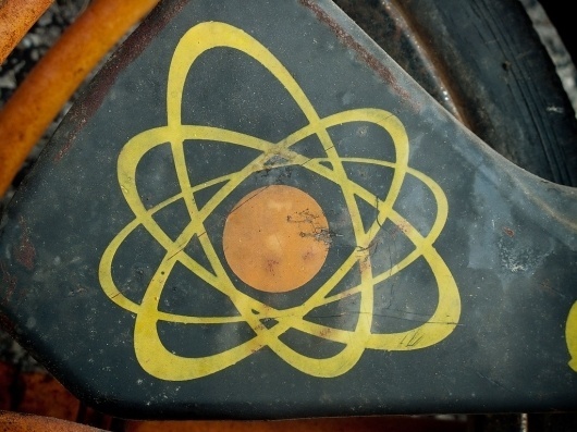 All sizes | Science. | Flickr - Photo Sharing! #mark #color #retro #book #two #vintage #chemistry #emblem #atom #science