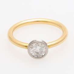 Solitaire ring with 1 diamond approx 0,65 ct