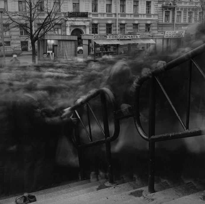 City of Shadows, photography by Alexey Titarenko, from PhotoViz © Gestalten 2016.