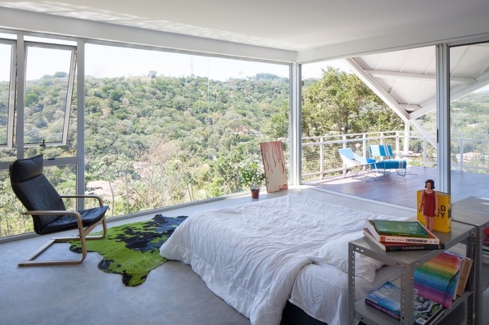 La Piscucha House in San Salvador / Cincopatasalgato