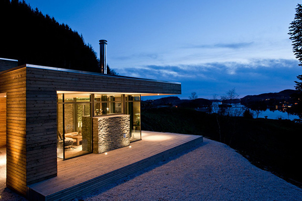 Contemporary Warm Shelter In The Cold Country of Norway #architecture #house