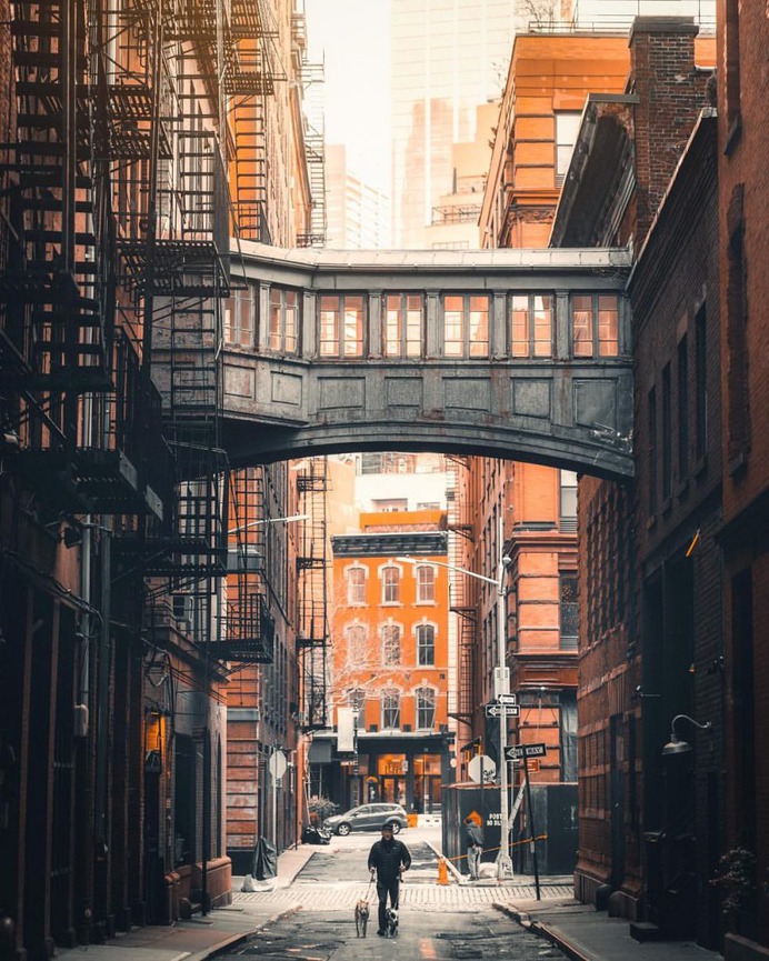 Stunning New York Street Photography by Bart Blachnio
