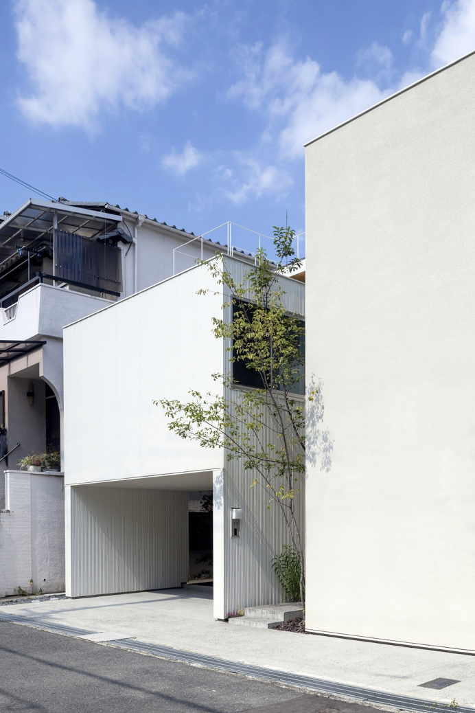 House in Matsuyacho by Shogo ARATANI Architect & Associates