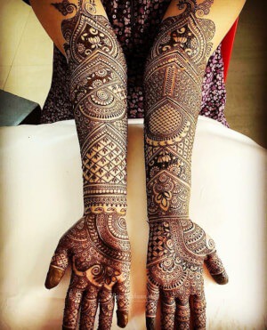 Meenakshi Mehandi World