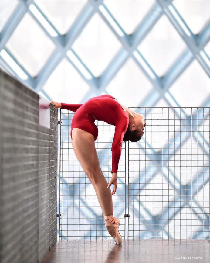 Majestic Portraits of Ballet Dancers by Alvaro Ponce