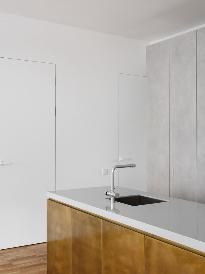 Bolshoy Levinsky Apartment by Crosby Studios