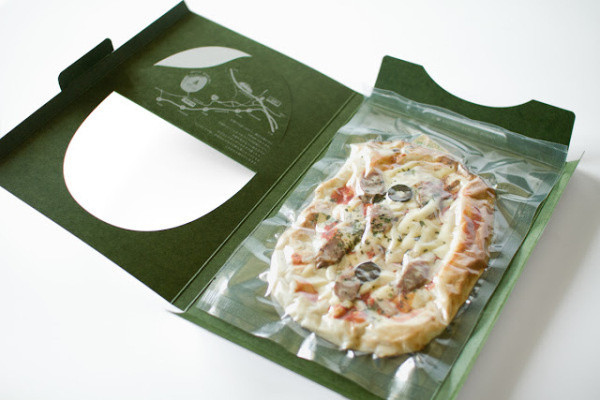 Pizza Shigaraki Masahiro Minami Design