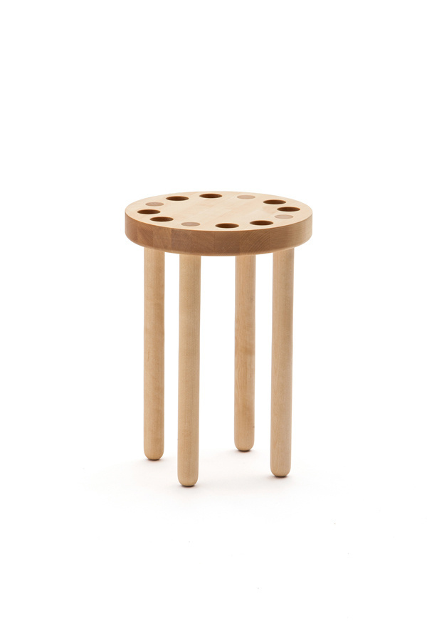 Kyuhyung Cho #wood #furniture #stool