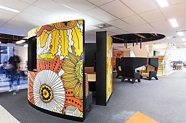 Commonwealth Bank environmental graphics #graphics #environmental #bank #commonwealth