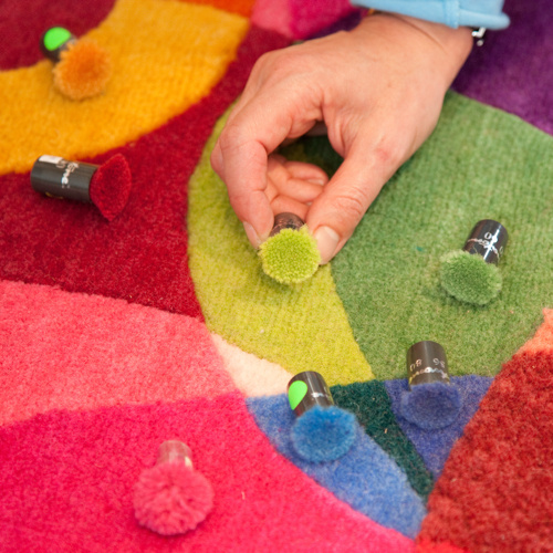 Deconstruction: Sonya Winners Bubble Outline Rug #color #carpet #mix
