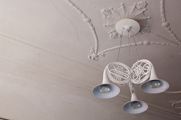 http://www.designet.ru/images/article/2012/08/01/designet_1343802485_78042.jpg #music #light