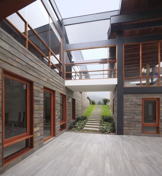 Abanico House / Cynthia Seinfeld Lemlig | ArchDaily #home #modern