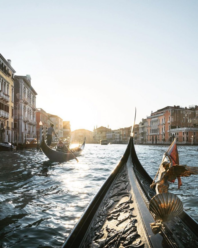 Fantastic Street Photos in Venice by Marco Gaggio