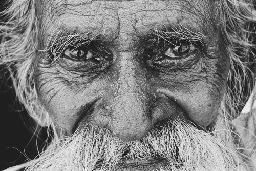 #portrait #oldman #expression #photography #india #blackandwhite #bengaluru #old #faces #beard #incredibleindia