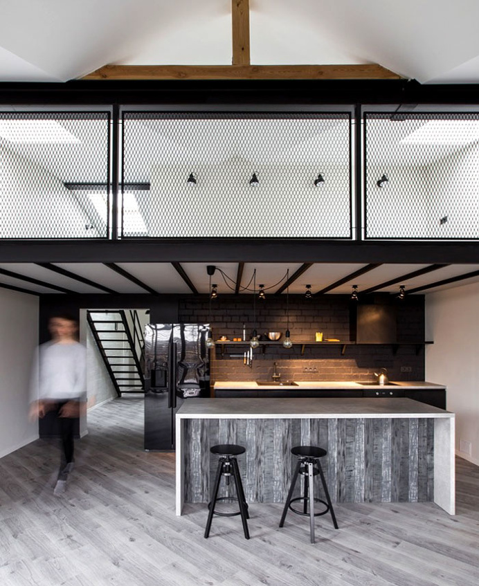 Rimartus Designed Studio Apartment for Young Couple - InteriorZine