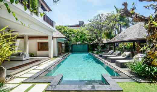 Designed as a holiday home for the owners themselves, this 4-bedroom villa has an wonderfully central location in Seminyak. Book with Villa Getaways.