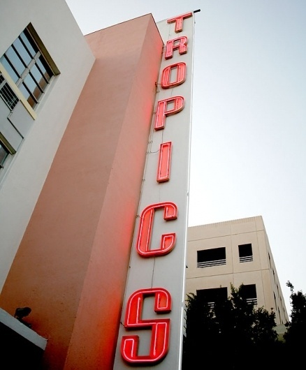 EHD_Miami_Type_16.jpg 600×726 pixels #lettering #sign #signage #hotel #miami #neon