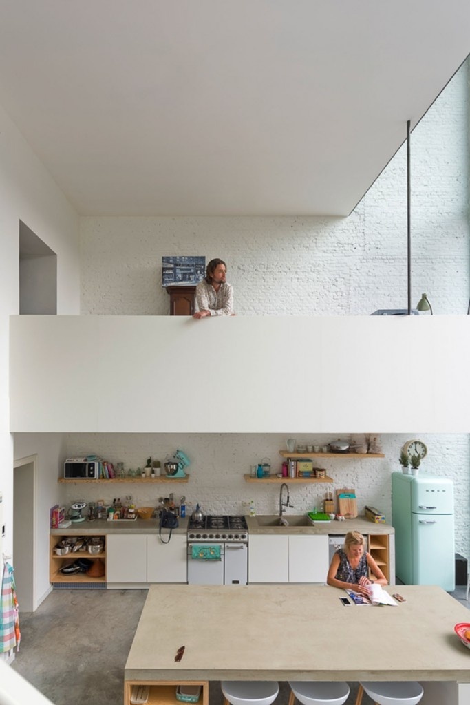 dwelling with largest pivoting door