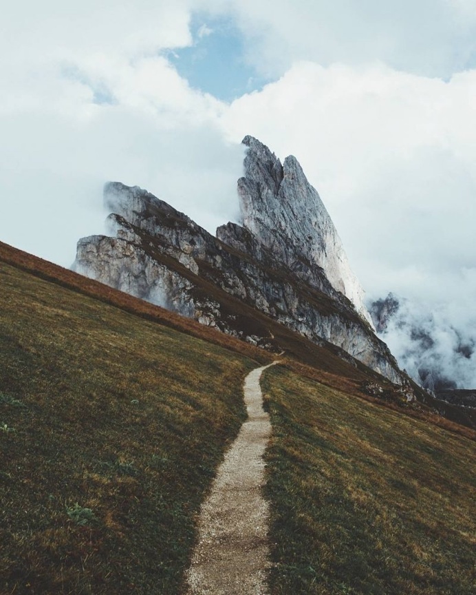 Meet Jannik Obenhoff, 16-year-old Instagram Star Who Captures Stunning Travel Landscapes