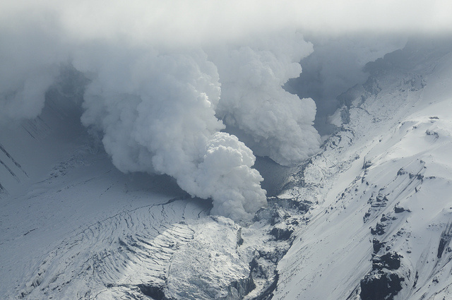 Gigjökull steam | Flickr - Photo Sharing! #ice #white
