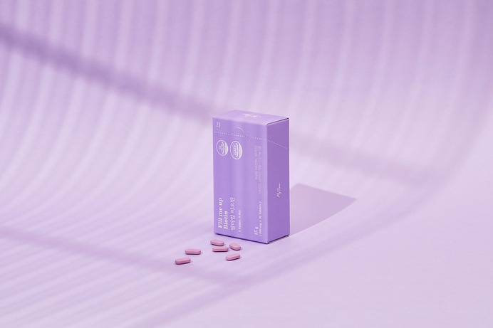 Mydear Branding Packaging - Mindsparkle Mag AURG Studio developed this beautiful branding and packaging project for Mydear. For the project, they used a pastel palette and fresh colors as well as modern yet clear typography to achieve a clean, simple but still elegant approach for the brand. #logo #packaging #identity #branding #design #color #photography #graphic #design #gallery #blog #project #mindsparkle #mag #beautiful #portfolio #designer