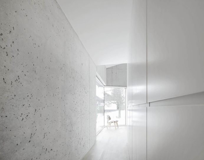 E20 Residential House by Steimle Architekten