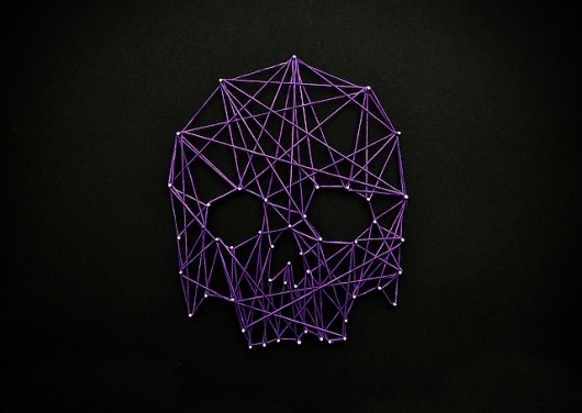 5643121873_597f133354_z.jpg 640×455 pixels #violet #skull #geometric