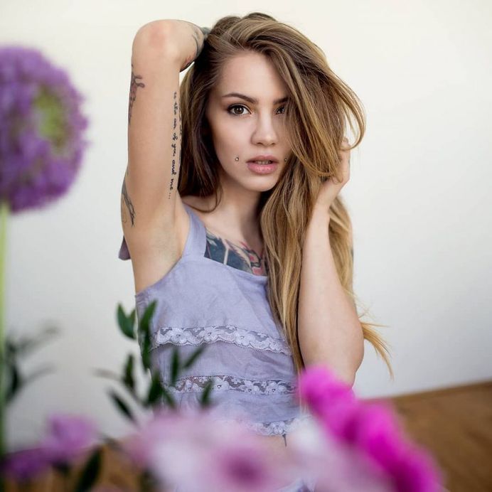 Marvelous Beauty and Lifestyle Portrait Photography by Raphaela Wagner