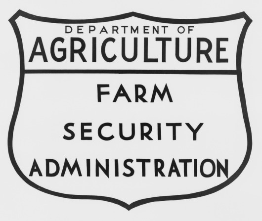 File:US-FarmSecurityAdministration-Logo.png - Wikipedia, the free encyclopedia #us #government #vintage #logo #typography
