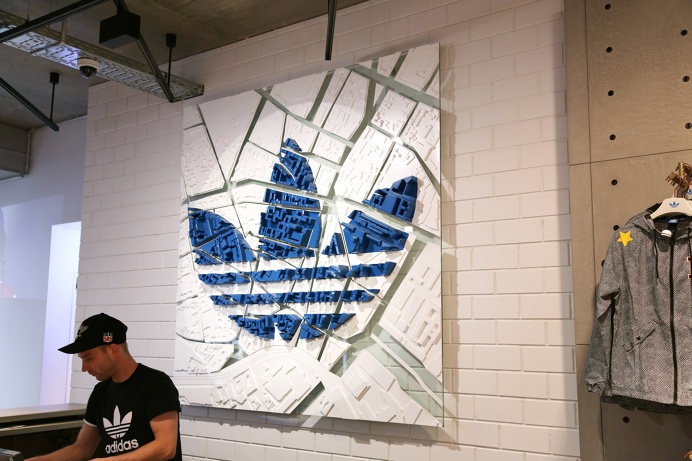 AdidasOriginals_TrefoilWall_Berlin