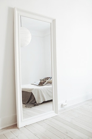 The Design Chaser: Interior Styling | Oversized Mirrors #interior #mirror #design
