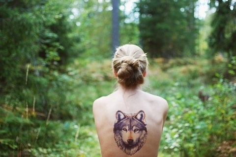 FFFFOUND! | Ne te promène donc pas toute nue! #girl #tattooed #illustration #tattoo #wolf #forest #naked