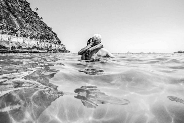 Benoit Fournier #inspiration #white #black #photography #and
