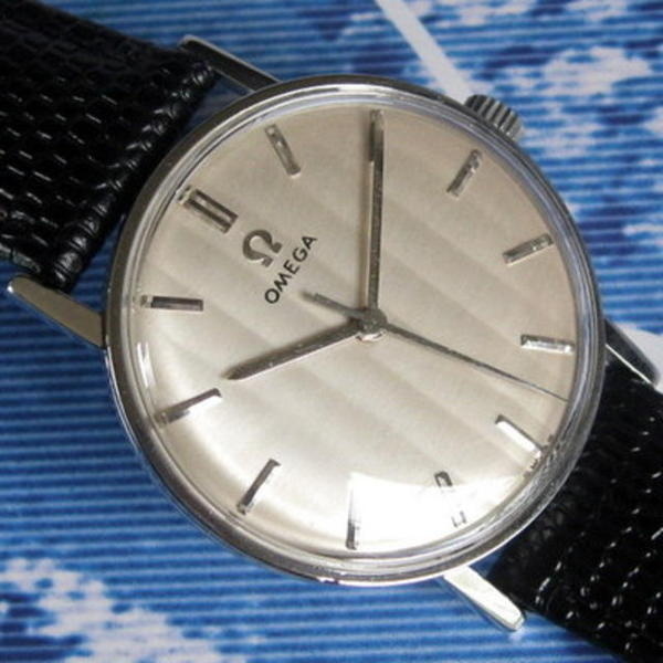 1962 Ridged Dial 600 Caliber Stainless Steel Watch #analog #dial #mechanical #piece #time #watches