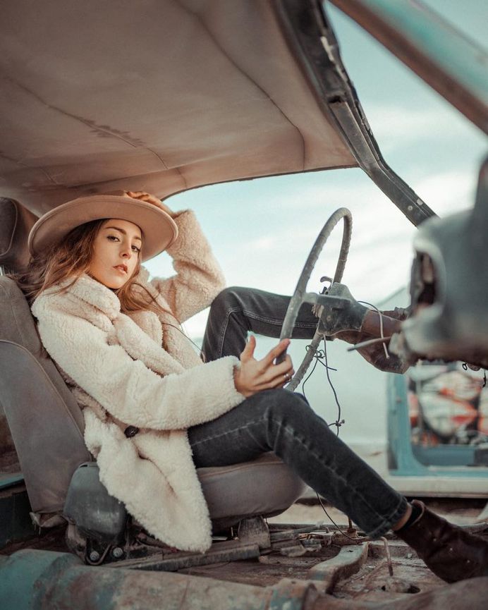 Gorgeous Lifestyle Portrait Photography by Chris Riley