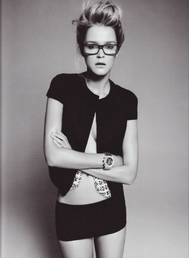 The Uncharted Life #glasses #nerd #blackwhite #woman #clean #portrait #beauty