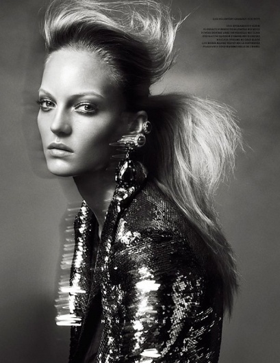 Theres Alexandersson by Benjamin Vnuk » Creative Photography Blog #fashion #photography #inspiration