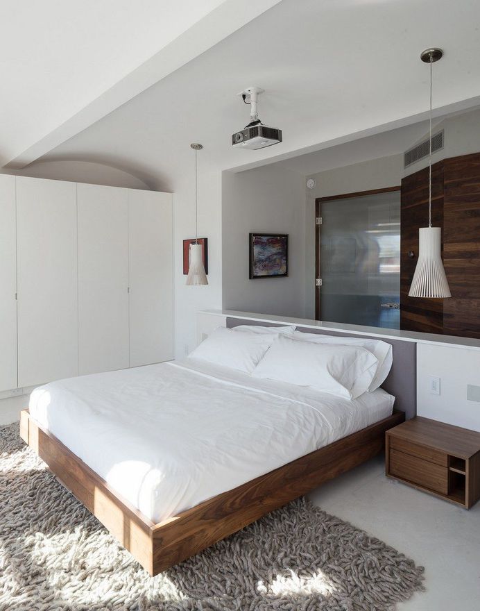West Village Penthouse Renovated and Reconfigured as an Open and Airy Home 11