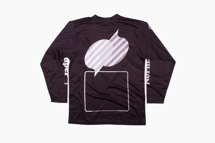 2-mood_fw02_Q8_black_back #white #lines #sickness #black #shirt #tee #and #mood