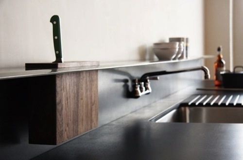 Lyla & Blu #interior #design #black #wood #kitchen