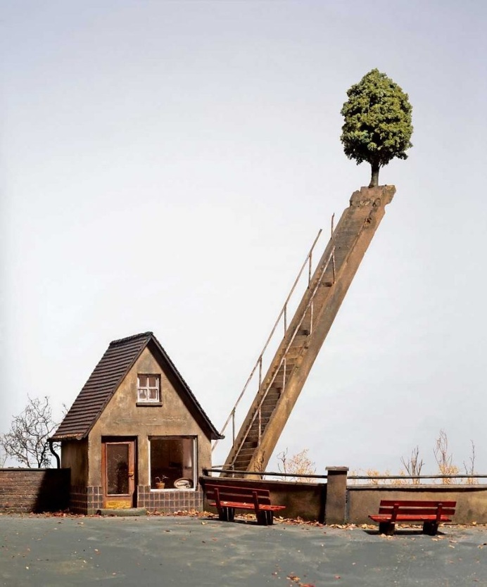 Small Worlds: Creative Miniature Scenes by Frank Kunert