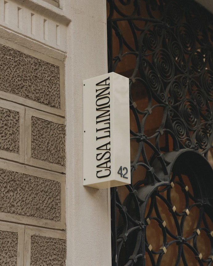 Casa Llimona Hotel :: Behance