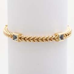 Armband mit blauen Topascarrés