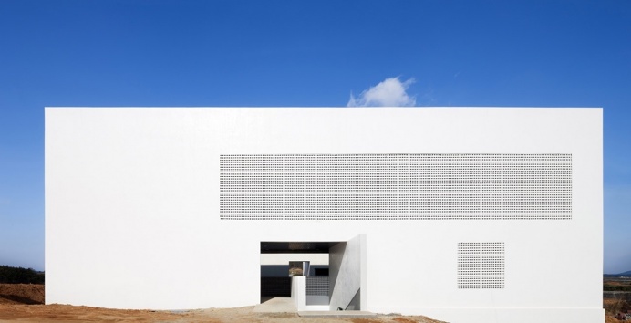 Korean Community Center minimal white architecture house building modern architect rextangle square korea