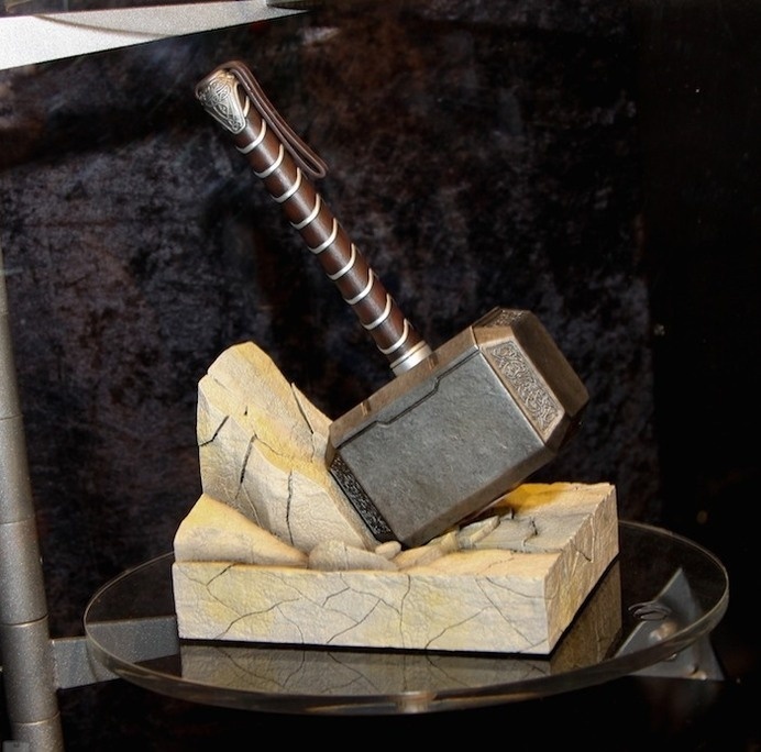 Gentle Giant Thor Hammer Bookend #tech #flow #gadget #gift #ideas #cool