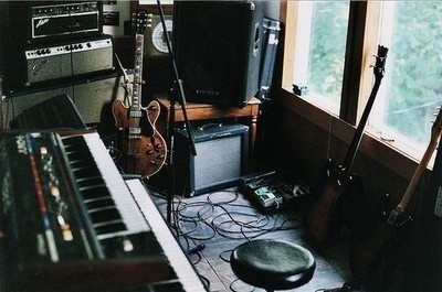 dreaming of revelry #guitar #iver #keyboard #bon #woods #music #instrument
